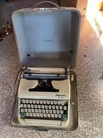 Machine à écrire, Enlèvement, Utilisé
