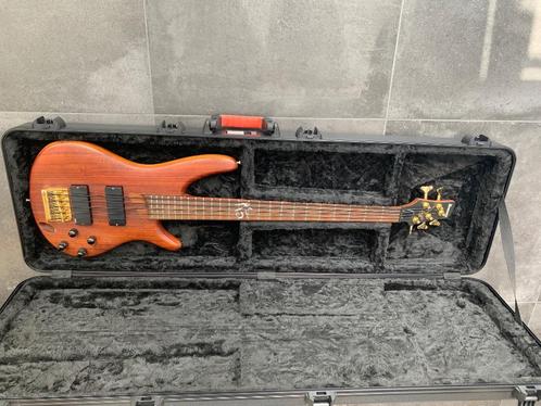 Ibanez basgitaar “K5 Fieldy”, Muziek en Instrumenten, Snaarinstrumenten | Gitaren | Bas, Gebruikt, Elektrisch, 5-snarig, Ophalen of Verzenden