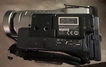 SONY DCR-IP220 MICROMV - video camera incl. tas + toebehoren beschikbaar voor biedingen