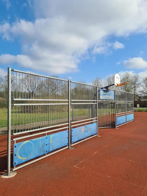 basketbal ring/voetbal goal, Sport en Fitness, Basketbal, Gebruikt, Ring, Bord of Paal, Ophalen