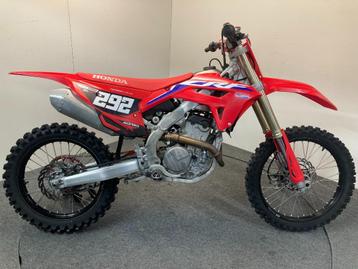 Honda CRF250R BMW. 2022, - réf. COMME 2867 disponible aux enchères