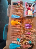 Barbie poppen 27 st met doos kleren, Enlèvement
