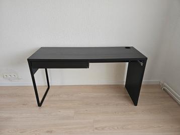 Bureau ikea Micke  beschikbaar voor biedingen