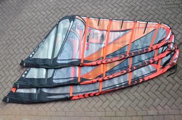 3.9 - 4.3 - 4.7m2 LoftSails LipWave zeilen set beschikbaar voor biedingen