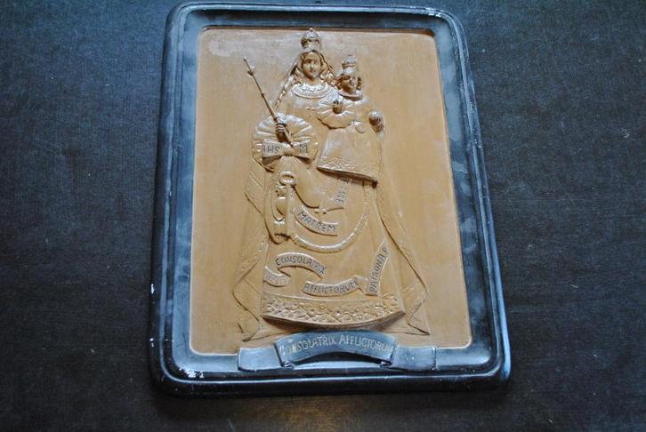 Ancien bas relief en plâtre Notre Dame de Luxembourg, Antiquités & Art, Antiquités | Objets religieux, Enlèvement