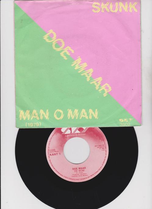 Doe Maar – De Bom+2     1982   Ska, Synth-pop, Cd's en Dvd's, Vinyl Singles, Gebruikt, Single, Pop, 7 inch, Ophalen of Verzenden