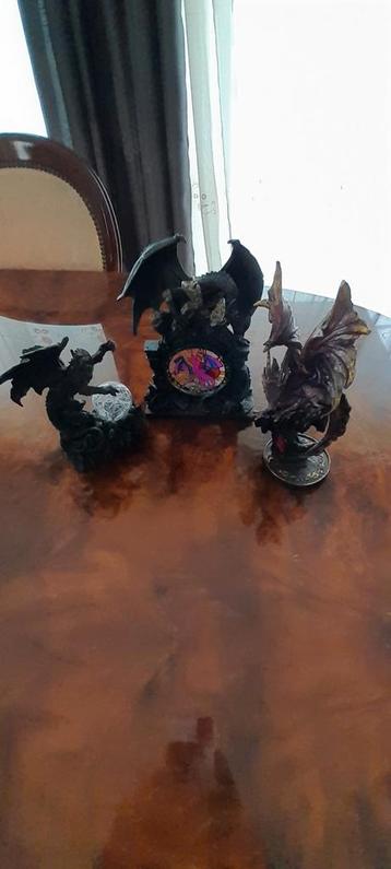Set van 3 beeldjes met drakenbeelden  beschikbaar voor biedingen