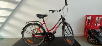 Meisjesfiets 6 tot 9 jaar beschikbaar voor biedingen