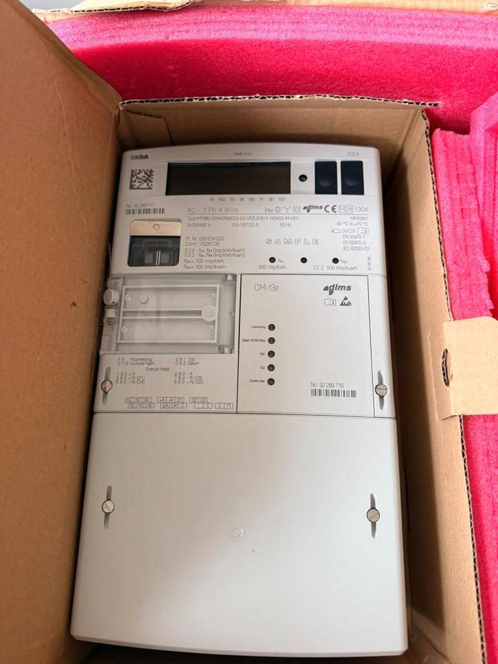 Compteur électrique triphasé Iskraemeco MT880 – NEUF, Bricolage & Construction, Électricité & Câbles, Neuf, Enlèvement ou Envoi