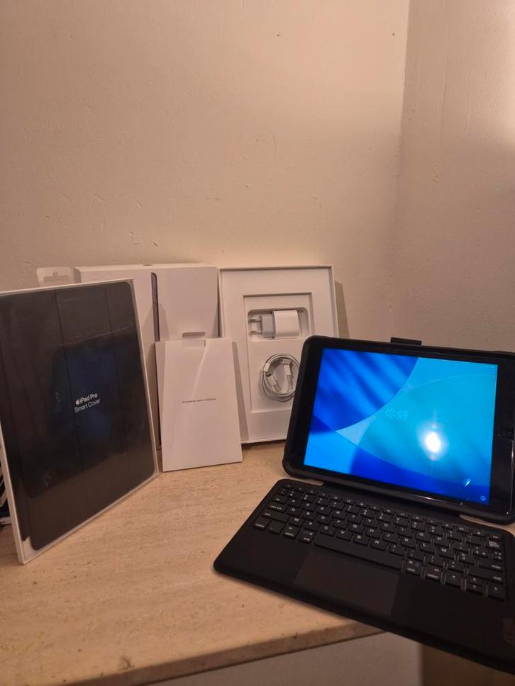 iPad 9 (2021) en excellent état, avec extras, Informatique & Logiciels, Apple iPad Tablettes, Comme neuf, Apple iPad, Wi-Fi, 10 pouces