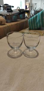 voetglazen Filliers graanstokerij 100 jaar, Verzamelen, Ophalen of Verzenden, Zo goed als nieuw, Borrel- of Shotglas