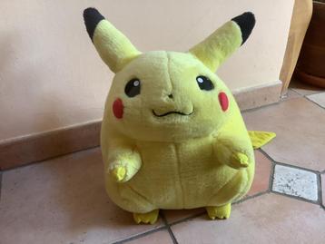 Peluche pikachu 30 cm 