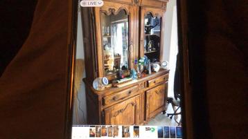 Antieke kast beschikbaar voor biedingen