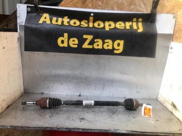 Aandrijfas rechts-voor van een Citroen DS3 beschikbaar voor biedingen