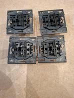 Legrand Sagane 840 09 Bouton poussoir témoin / lumineux, Enlèvement ou Envoi