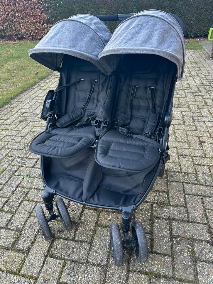 Dubbele buggy, Kinderen en Baby's, Buggy's, Zo goed als nieuw, Regenhoes, Ophalen