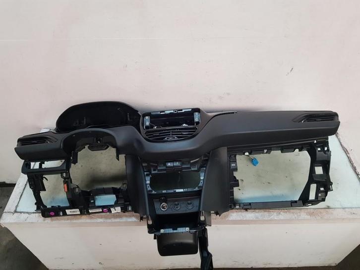 AIRBAG ENSEMBLE Peugeot 208 I (CA / CC / CK / CL), Autos : Pièces & Accessoires, Autres pièces automobiles, Peugeot, Utilisé