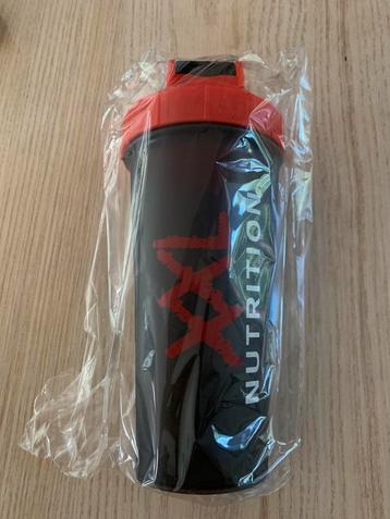 Shaker / shakebeker van XXL nutrition 800 ml beschikbaar voor biedingen