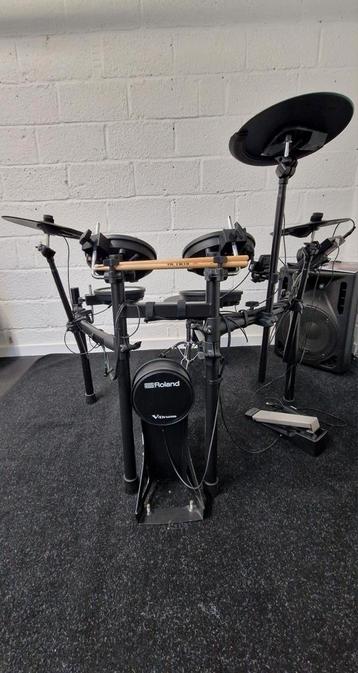 Elektronische drumset beschikbaar voor biedingen