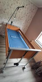 lit électrique médicalisé + 2 matelas anti escare, Divers, Enlèvement, Utilisé