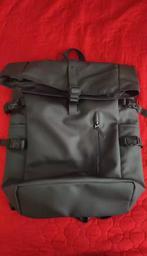 Zwarte Rolltop Rugzak – groot, stevig & waterafstotend, Verzenden, 17 inch of meer, Nieuw, Rugzak