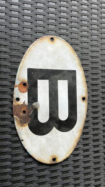 Grote emaille B van Belgie, 30x18cm beschikbaar voor biedingen