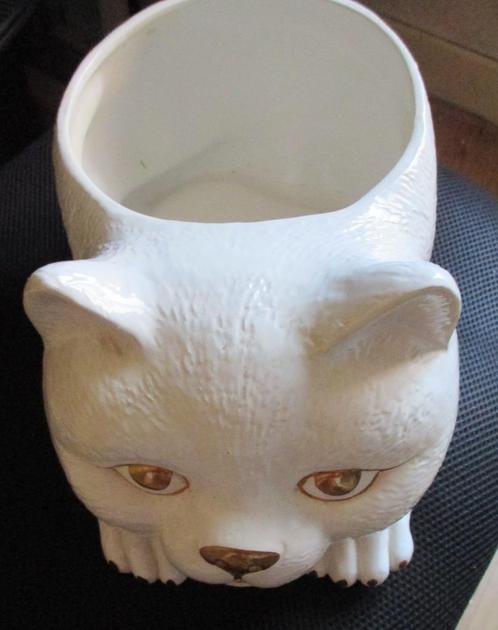 Grote witte poezen cache po , perfecte staat, Verzamelen, Dierenverzamelingen, Zo goed als nieuw, Overige typen, Hond of Kat, Ophalen