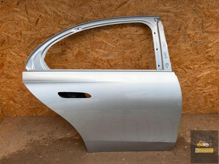 Mercedes Classe E W214 Berline porte arri re droite, Autos : Pièces & Accessoires, Carrosserie & Tôlerie, Porte, Mercedes-Benz