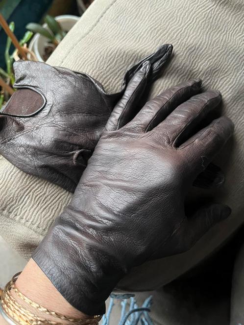 Ganterie Tréfousse véritable chevreau. Made in France, Kleding | Dames, Mutsen, Sjaals en Handschoenen, Zo goed als nieuw, Handschoenen