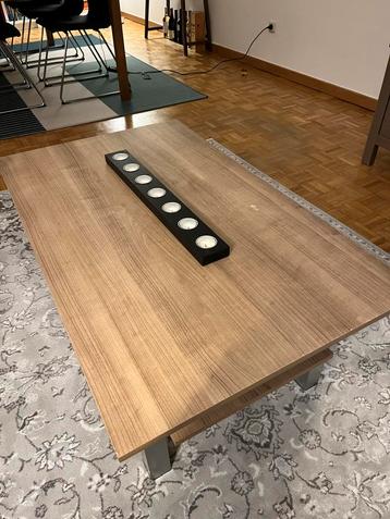 Salontafel  beschikbaar voor biedingen