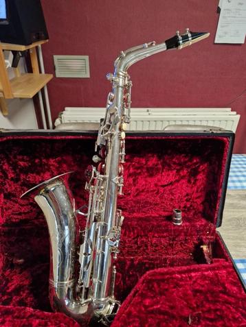 Saxophone alto Dolnet Bel Air, Musique & Instruments, Instruments à vent | Saxophones, Enlèvement, Utilisé, Alto, Avec valise