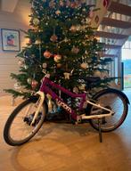 Woom 4, paars en in goede staat, Fietsen en Brommers, Fietsen | Kinderfietsjes, Ophalen, Gebruikt, 20 inch of meer, Woom