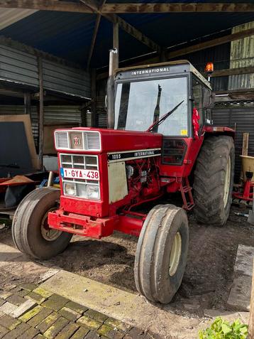 Tractor international 1055