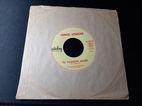 Charles Aznavour – Tu T'Laisses Aller / J'Ai Perdu La Tete, Cd's en Dvd's, Vinyl Singles, Gebruikt, Single, Pop, 7 inch, Ophalen of Verzenden