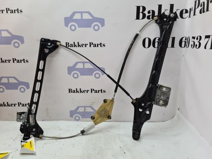 Ruitmechaniek 2Deurs rechts-voor van een Audi TT, Auto-onderdelen, Ruiten en Toebehoren, Audi, Gebruikt, 3 maanden garantie