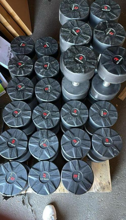 Splinternieuwe dumbells PU zeer goede kvaliteit !!, Sport en Fitness, Fitnessmaterialen, Zo goed als nieuw, Ophalen of Verzenden