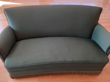 vintage zetel en poef beschikbaar voor biedingen