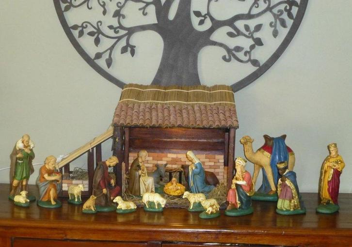 Kerstbeelden met of zonder stal, Antiek en Kunst, Antiek | Religieuze voorwerpen, Ophalen