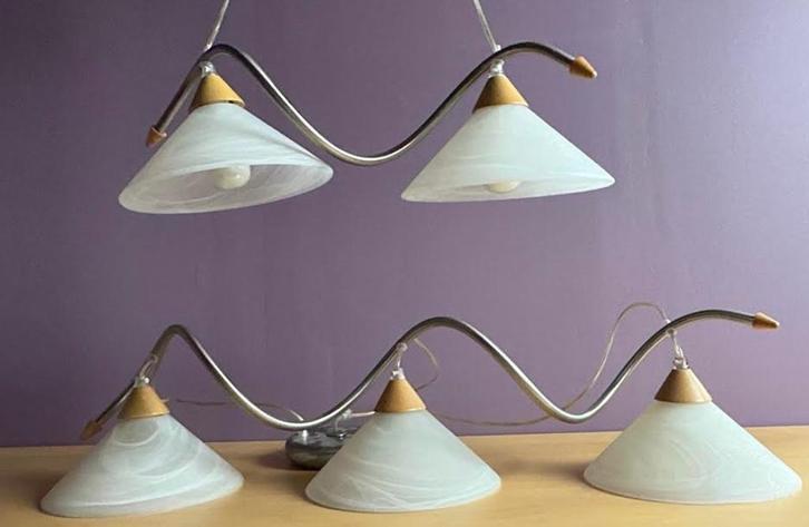 Twee Hanglampen, Huis en Inrichting, Lampen | Hanglampen, Gebruikt, Glas, Hout, Metaal, Ophalen