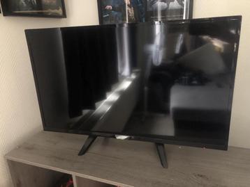Tv philips 80 cm  beschikbaar voor biedingen