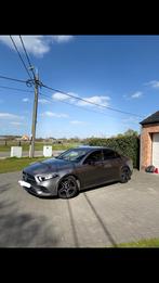 Une berline 200 Launch Edition, Autos, Achat, Entretenue par le concessionnaire, Noir, 5 portes