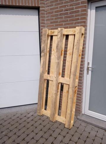 Pallet gratis  beschikbaar voor biedingen