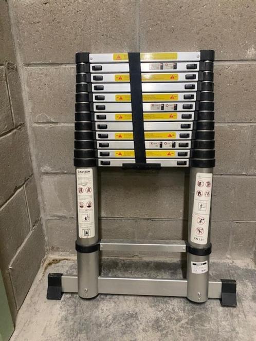 Echelle télescopique 3,80m, Doe-het-zelf en Bouw, Ladders en Trappen, Zo goed als nieuw, Ladder, 2 tot 4 meter, Opvouwbaar of Inschuifbaar
