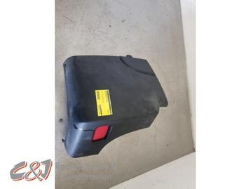 Bumperhoek links-achter van een Renault Master (NVT) beschikbaar voor biedingen