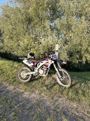 Suzuki RMZ 250 beschikbaar voor biedingen