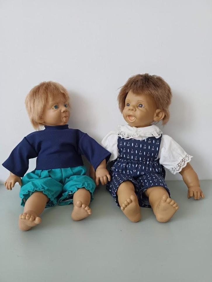 2 mooie vintage kinderpopjes, Verzamelen, Poppen, Gebruikt, Pop, Levensecht of Reborn, Ophalen of Verzenden