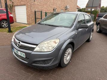 Opel Astra 1.7 CDTI 5-deurs Airco Diesel Zeer proper beschikbaar voor biedingen