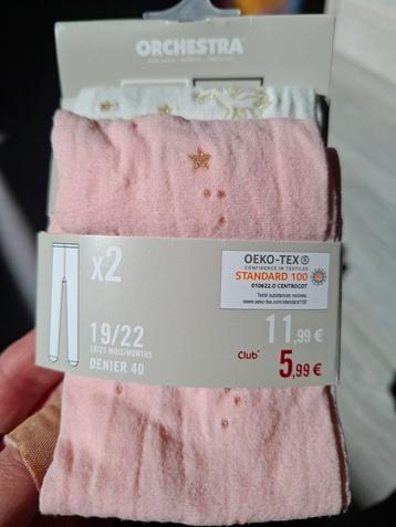 3 paires de bas neufs taille 19-22  beschikbaar voor biedingen