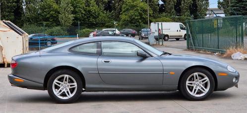 Jaguar XK8 4.2benz boite auto V8 full opt 240mkm 7999€, Auto's, Jaguar, Particulier, XK, Benzine, Euro 4, Coupé, 3 deurs, Automaat