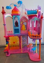 Barbie Dreamtopia Regenboog Kasteel - Barbiehuis, Poppenhuis, Zo goed als nieuw, Ophalen